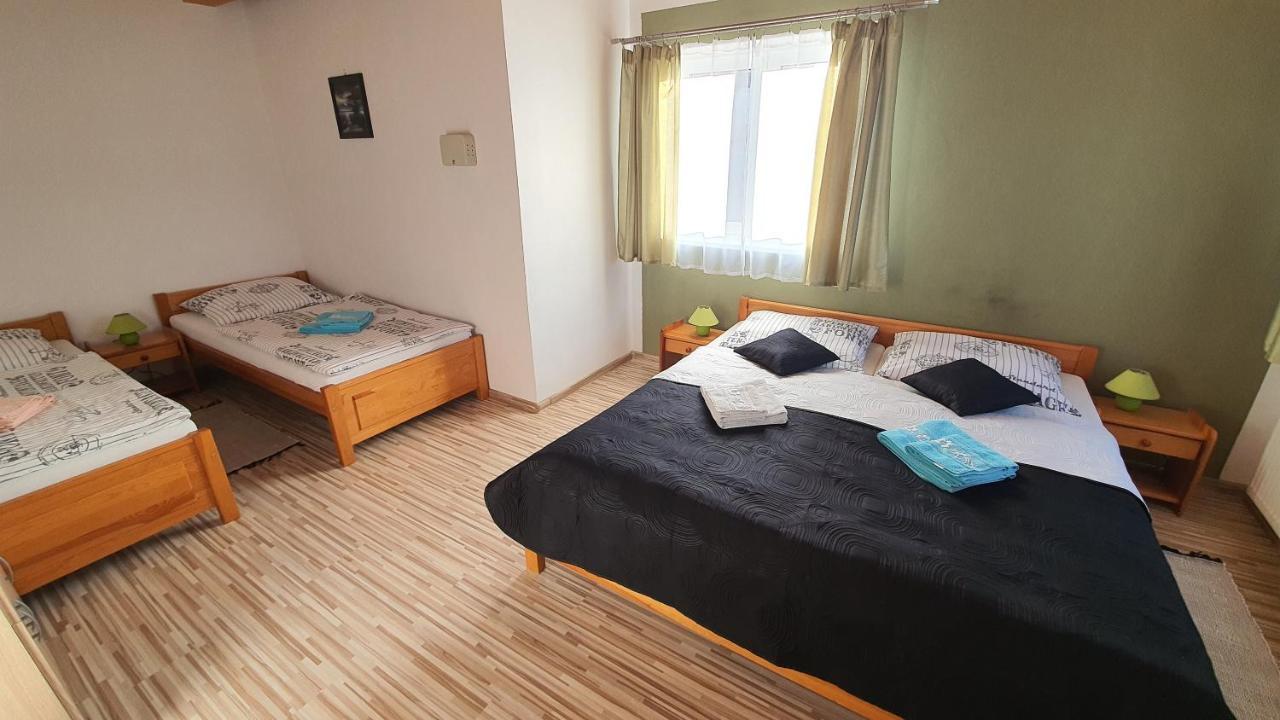 Ubytovanie Saska Veľký Slavkov Exteriér fotografie